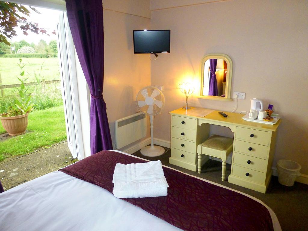 The Peacock Country Inn Chinnor Eksteriør billede