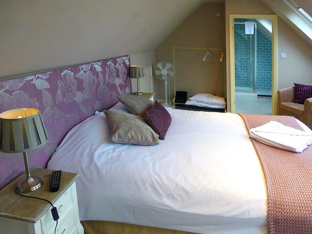 The Peacock Country Inn Chinnor Eksteriør billede