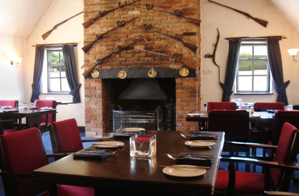 The Peacock Country Inn Chinnor Eksteriør billede