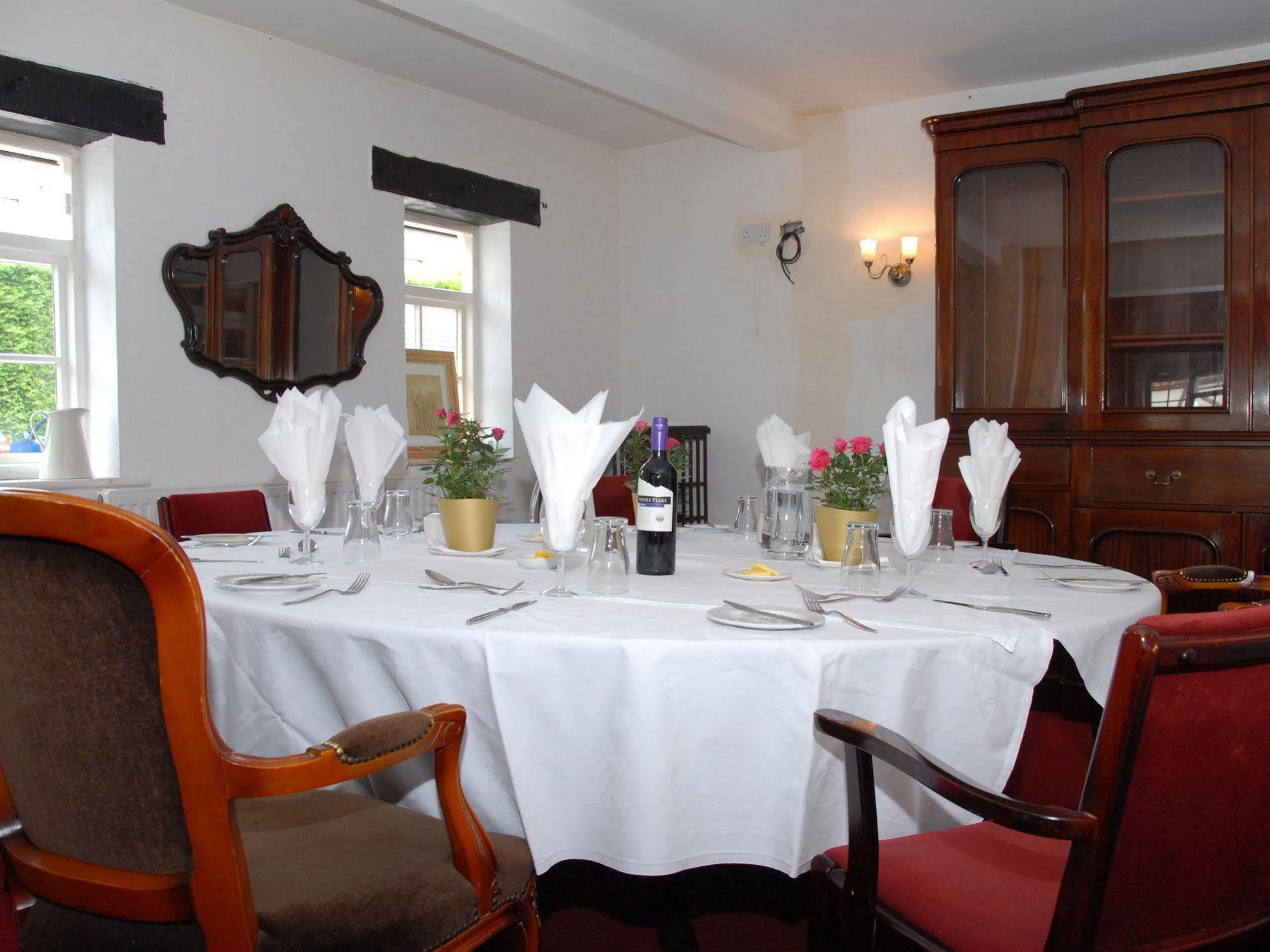 The Peacock Country Inn Chinnor Eksteriør billede